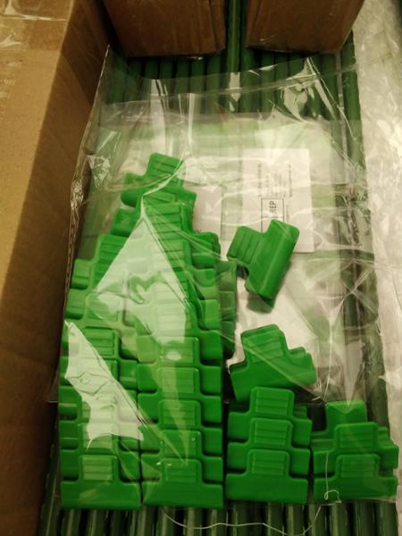 Plant supports and cages