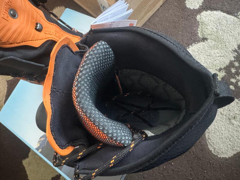 Meindl Airstream Rocks Chainsaw Boots