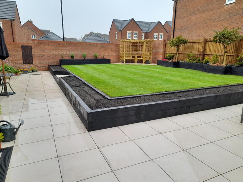 10m2 Rolawn Medallion Turf 1m2 Rolls - Premium Lawn Turf 1m2 rolls from only £5.65 - £11.75