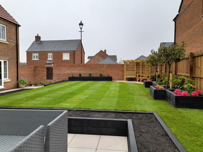 10m2 Rolawn Medallion Turf 1m2 Rolls - Premium Lawn Turf 1m2 rolls from only £5.65 - £11.75