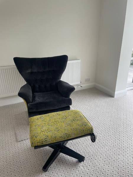 Chairs and kitchen stools