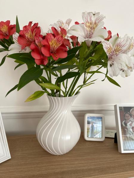 Attractive vase