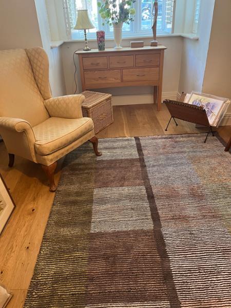 Good  subtle contemporary rug