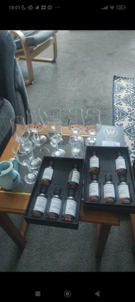 Lovely whiskies and service