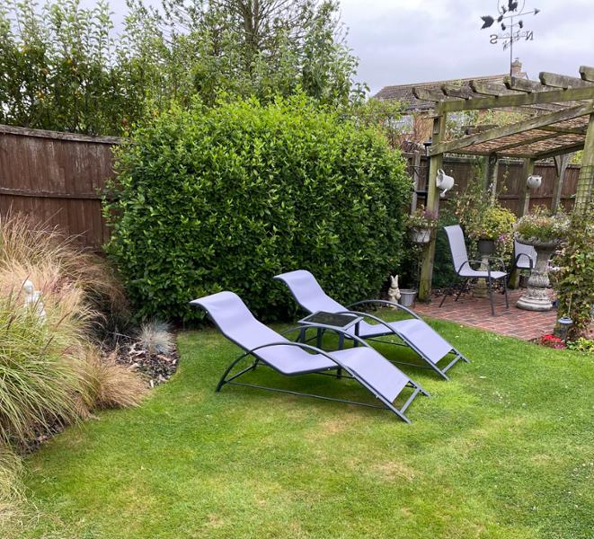 Perfect shopping experience for both garden and household items.