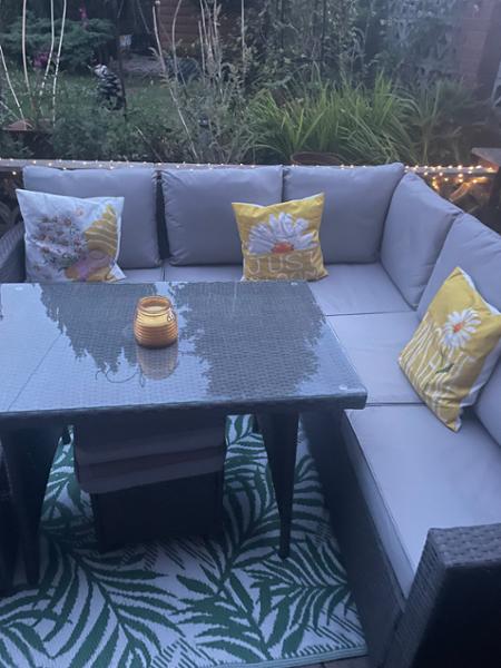 Relaxing garden furniture.