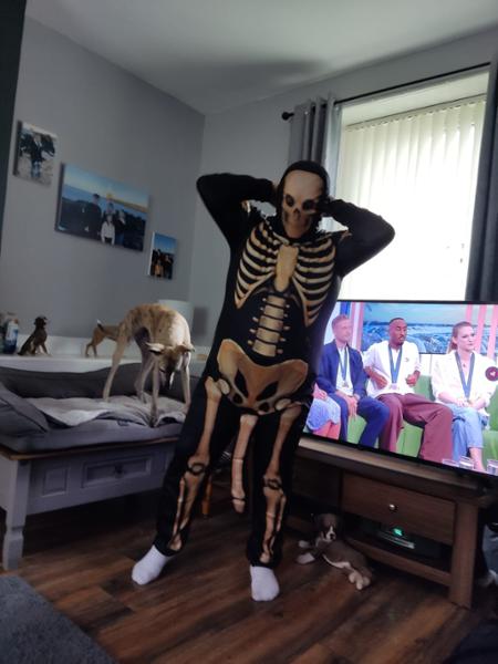 Skeleboner costume