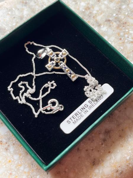 Gorgeous piece