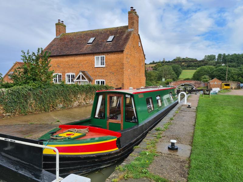 Very relaxing holiday, great location and a well appointed boat