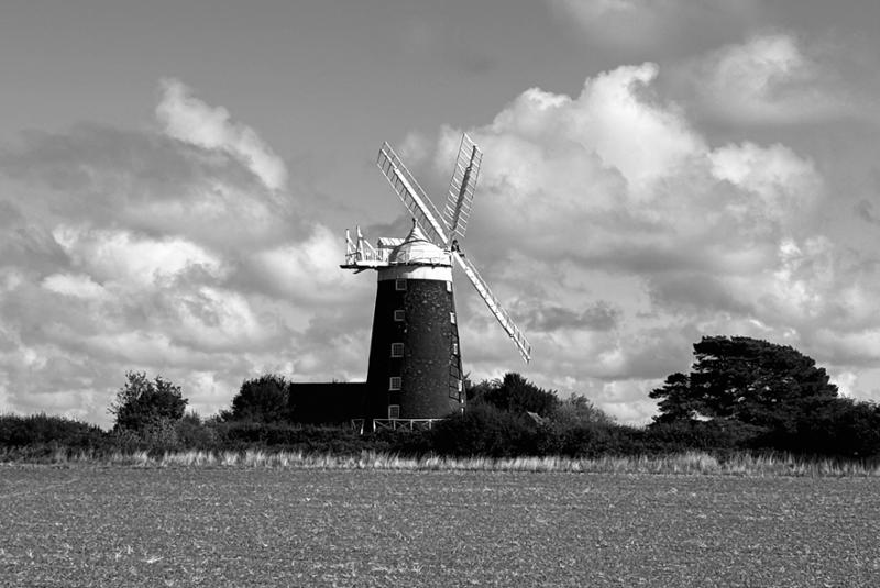 Norfolk Coast Path with Contours Holidays