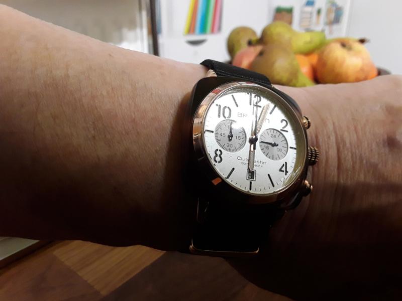 Recenze Accurist Mens Dress Watch 7230 Recenze Watches2u Feefo