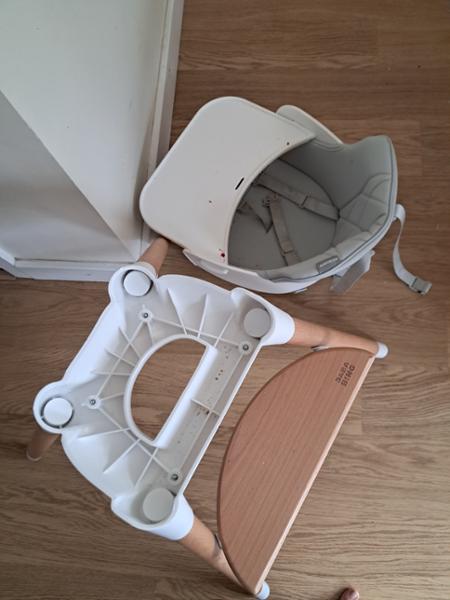 Unsafe highchair