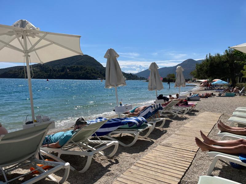 Greek Simplicity with variety & convenience in a beautiful location