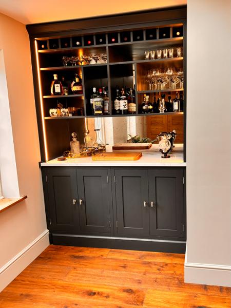 Customer focused, very high quality, professional and dedicated team!