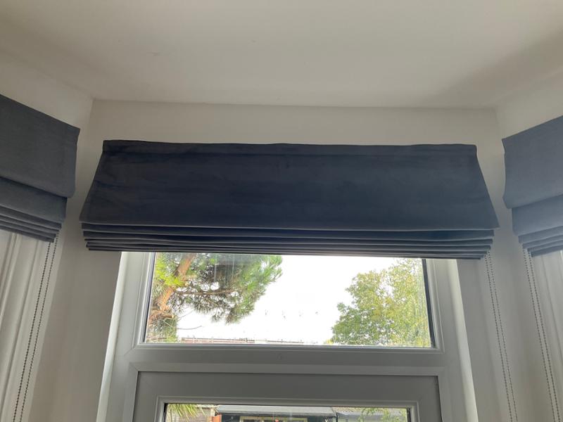 Made to measure Roman blind