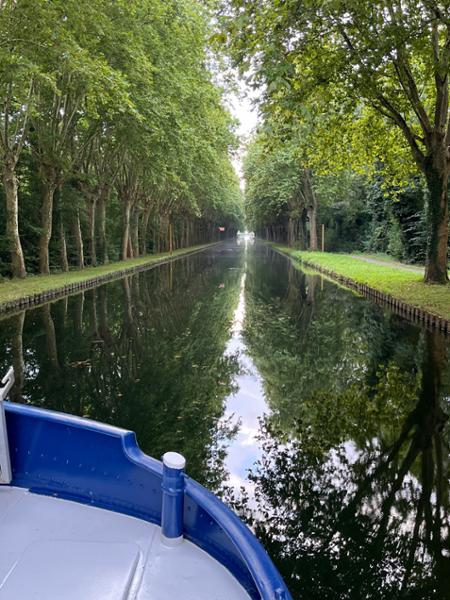 Beautiful hotel barge