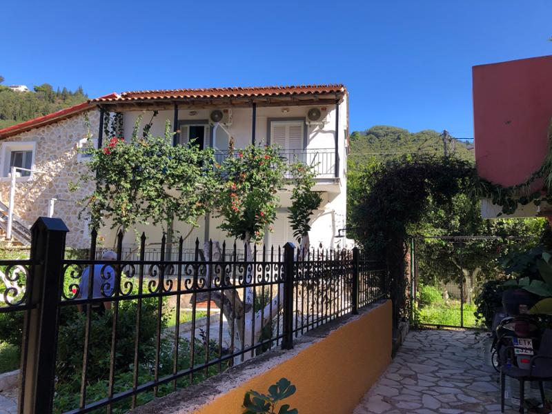 Intimate, quiet, friendly and beautiful!