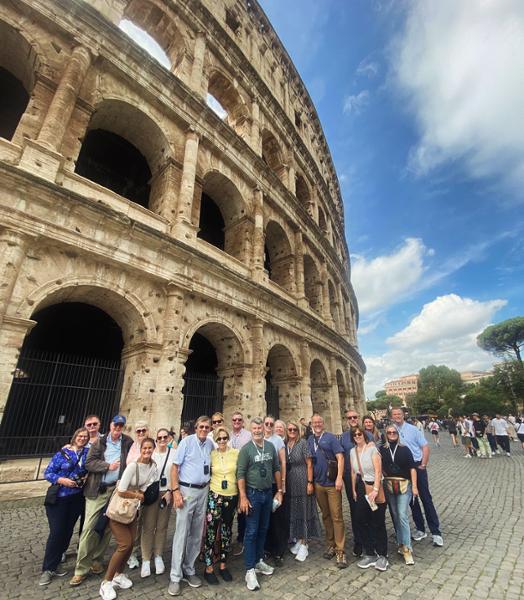Best of Italy with the best people and the best guide.