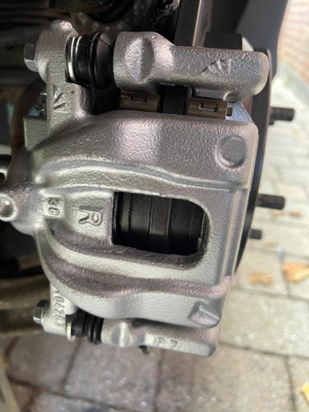 Calipers look like new thanks to Jenolite products