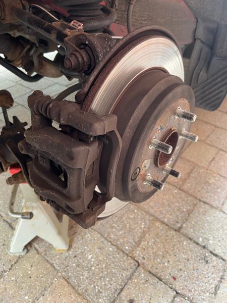 Calipers look like new thanks to Jenolite products