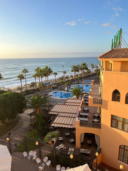 Lovely relaxing break in comfortable hotel by the beach