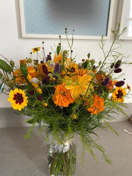 Great flowers, good price, local and fast.