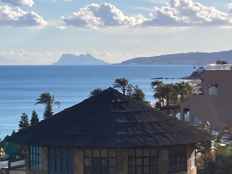 Stress free travel to an excellent hotel