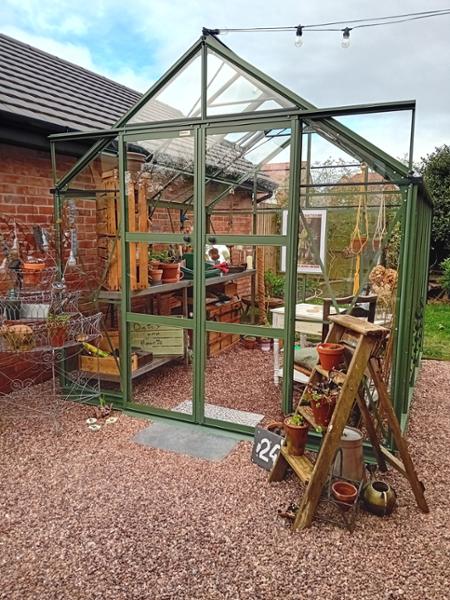 My little greenhouse😍