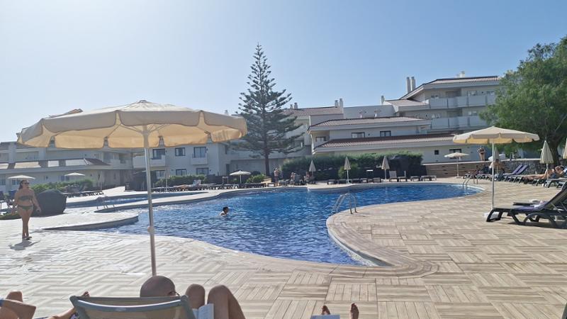 Very relaxing, comfortable stay, ideal for a week.
