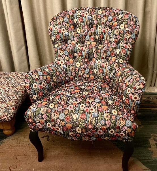 Lovely quality fabric suitable for upholstery or thick curtains and cushion