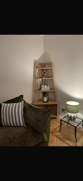 Lovely corner unit. Good value for money