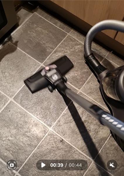 Hoover Bagless Cylinder Vacuum Cleaner - HP1 Pet | HP120PET