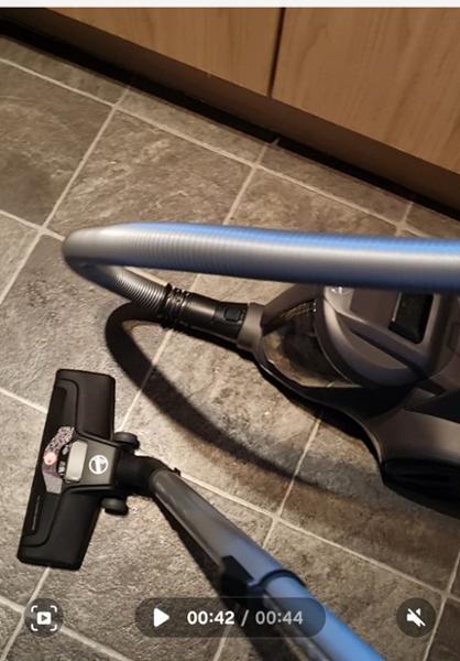 Hoover Bagless Cylinder Vacuum Cleaner - HP1 Pet | HP120PET