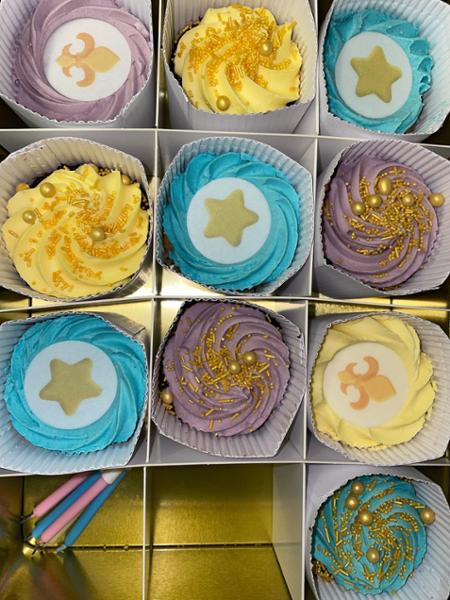 Personalised Cupcakes | Box of 6 | Add Any Personal Message | Next Day UK Delivery