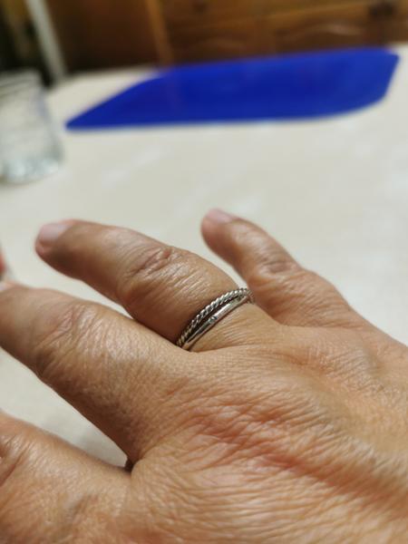 Hot diamond ring
