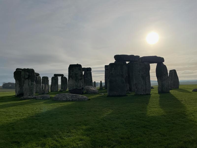 Day tripping to Stonehenge and Bath