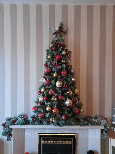 Wall tree