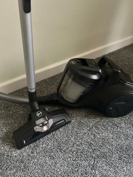 Hoover Bagless Cylinder Vacuum Cleaner - HP1 Pet | HP120PET