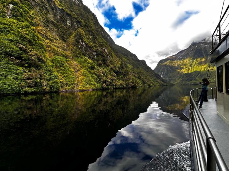 Doubtful Sound Overnight Cruise - Fiordland Navigator - Doubtful Sound
