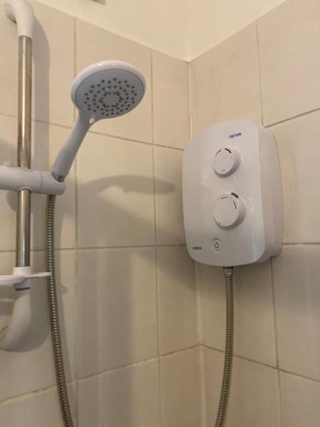 Triton Showers AS2000SR Silent Running Thermostatic Power Shower Electric Shower