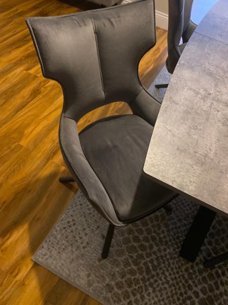 Great comfy chairs would recommend. Always a good service from Rooms