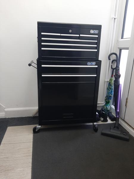 Tool cabinet and top cabinet drawer set
