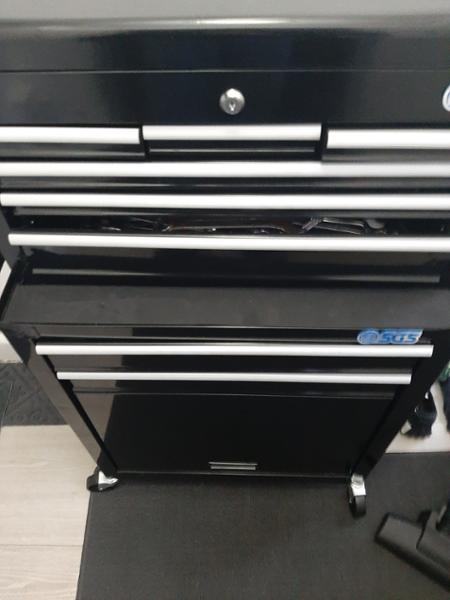 Tool cabinet and top cabinet drawer set