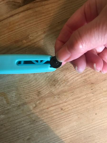 Easy tag removal
