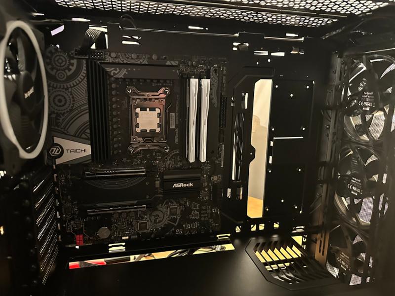 Asrock B650E Taichi Lite AMD B650 Socket AM5 ATX