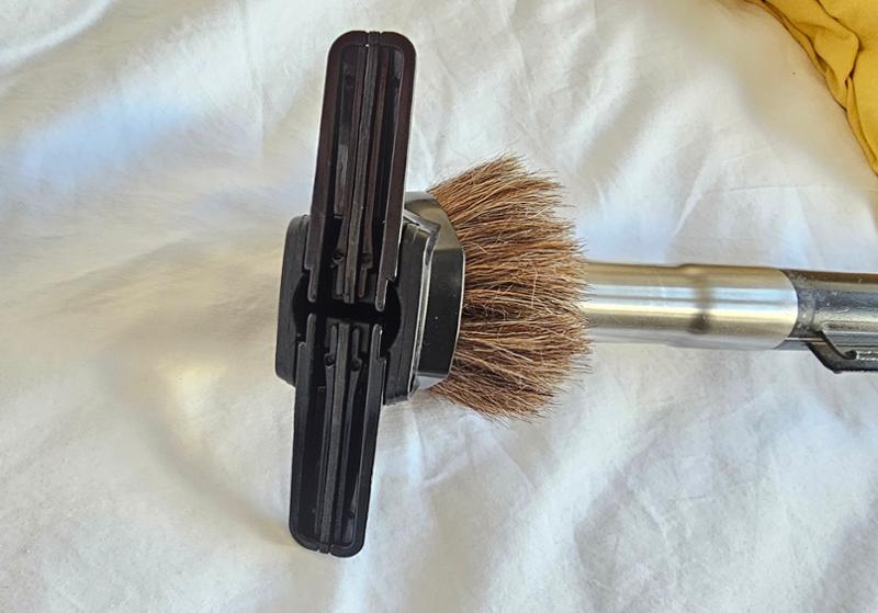 Winged Dusting Brush With Horse Hair - 32mm (DBW032)