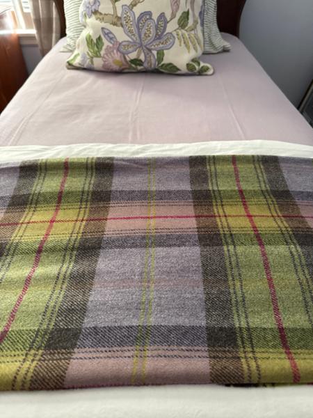 Love my blanket and the colors