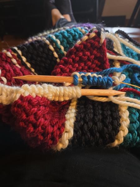 A big yarn for a big squishy blanket!