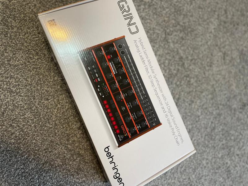 Behringer GRIND Hybrid Semi-Modular Synthesizer