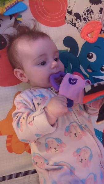 Gummee Double Pack teething mitten Pink and Heart shaped Ring